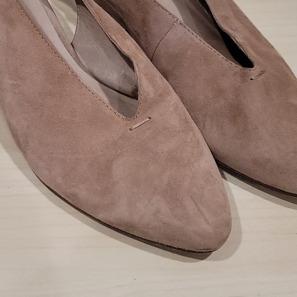 Eileen Fisher Gatwick Suede Slingback Heels Sz 7.5 Minimalist Almond Toe Comfort